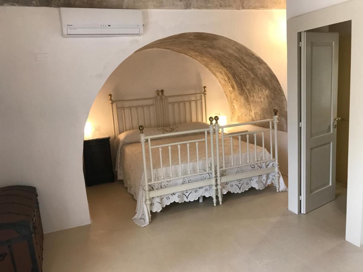 Tenuta Castelle Cutrofiano Buitenkant foto