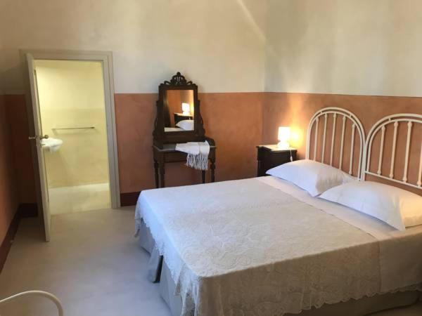 Tenuta Castelle Cutrofiano Buitenkant foto